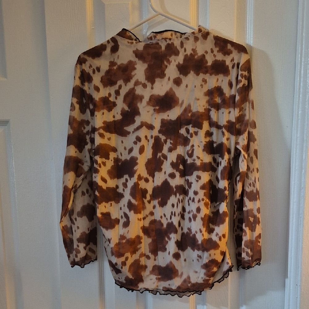 ♡♡♡  Oh Chic Brown Cow Patterned Women's Top Sz Large - Picture 14 of 14